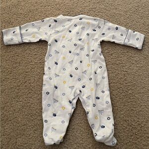 Kissy Kissy hannukkah Patterned Footie